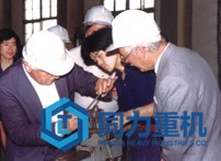 國外客商來我公司考察